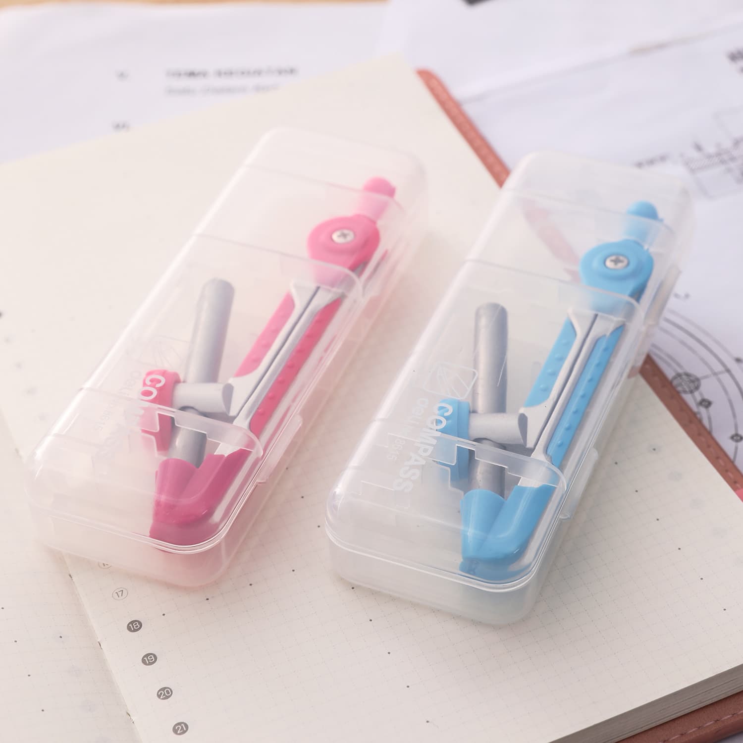 Deli Deli-E8615 Compass – Product Specifications, Features & Geometry Drawing Compass with pencil stationary, toys & sports — thumbnail 3 of 4