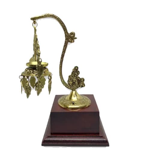 Hanging Panas Gift Stand – Traditional Brass Decorative Lamp Stand for Home & Office