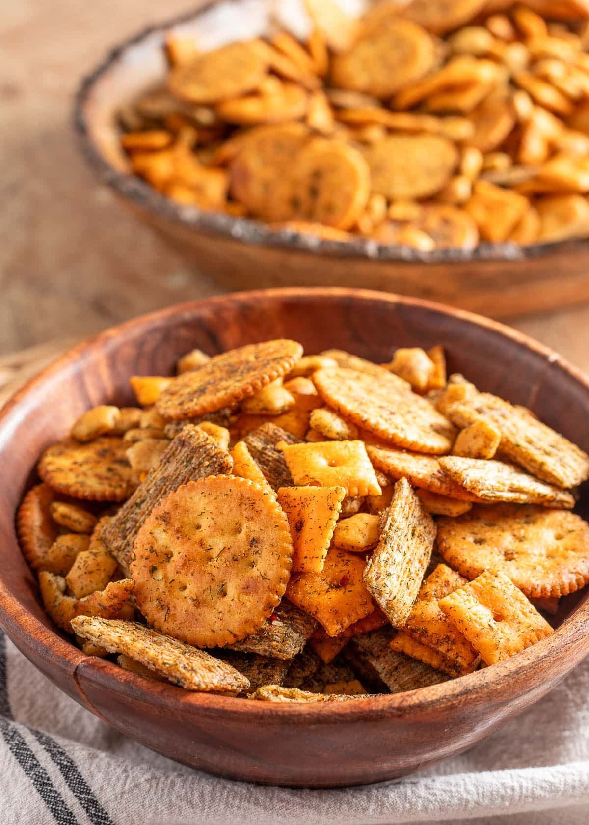 Dynas Dyans Mini Crackers Jar 227 gm Vegetable – Crispy & Tasty Snack daily essentials & lifestyle