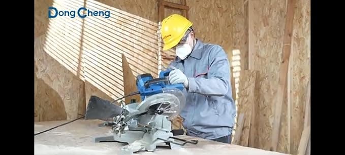 Dongcheng Wood & Aluminium Mitre Saw DJX09-255 1800W 255mm Blade 6-Speed Settings hardware & machinery — image 1 of 3